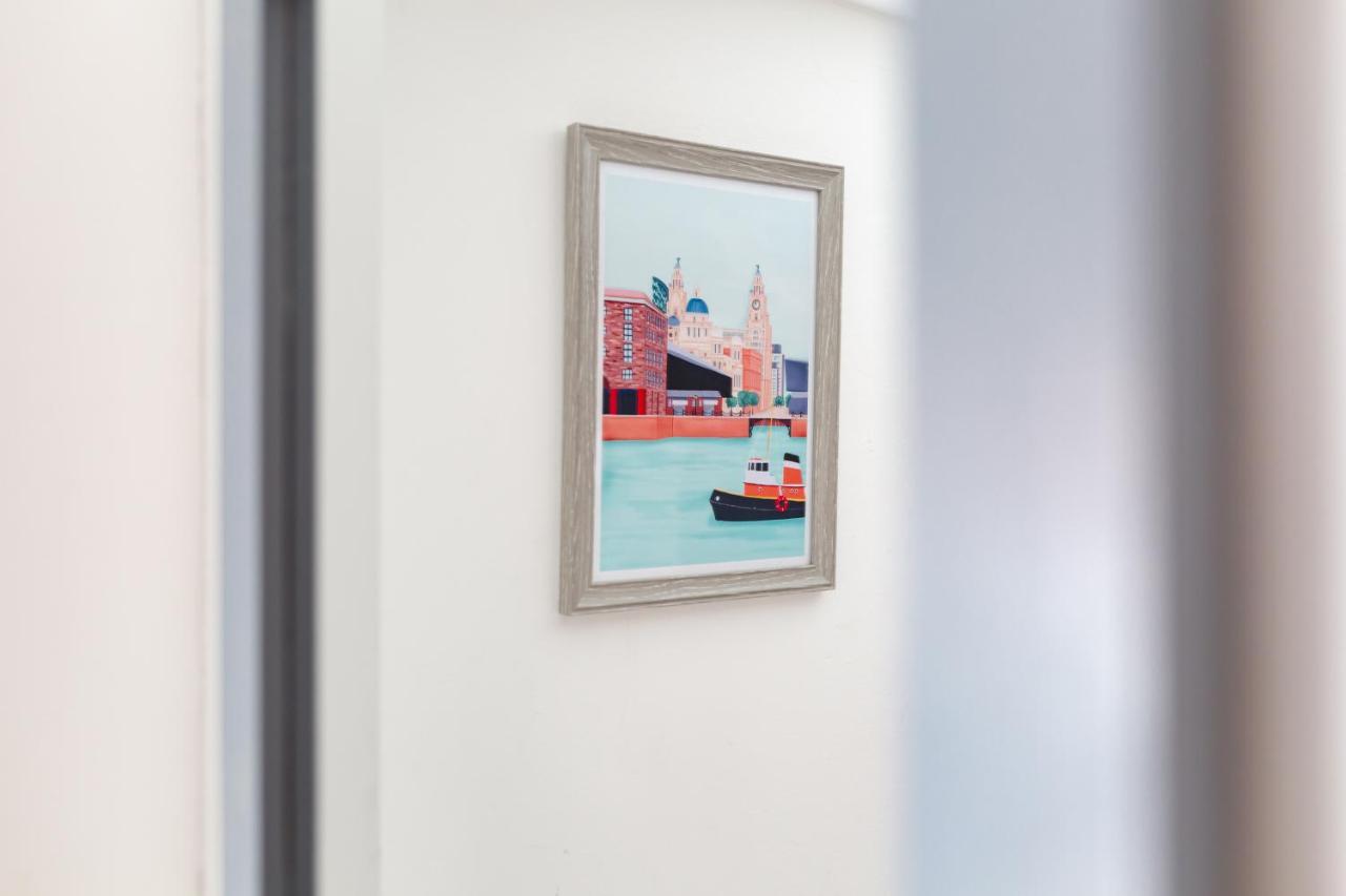 The World Famous Henderson House Free Parking Apartment ลิเวอร์พูล ภายนอก รูปภาพ